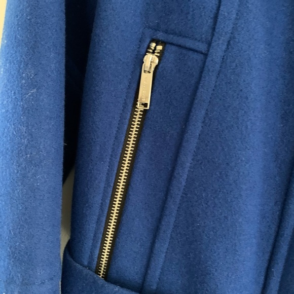 Small size. Beautiful jacket. - Picture 5 of 7